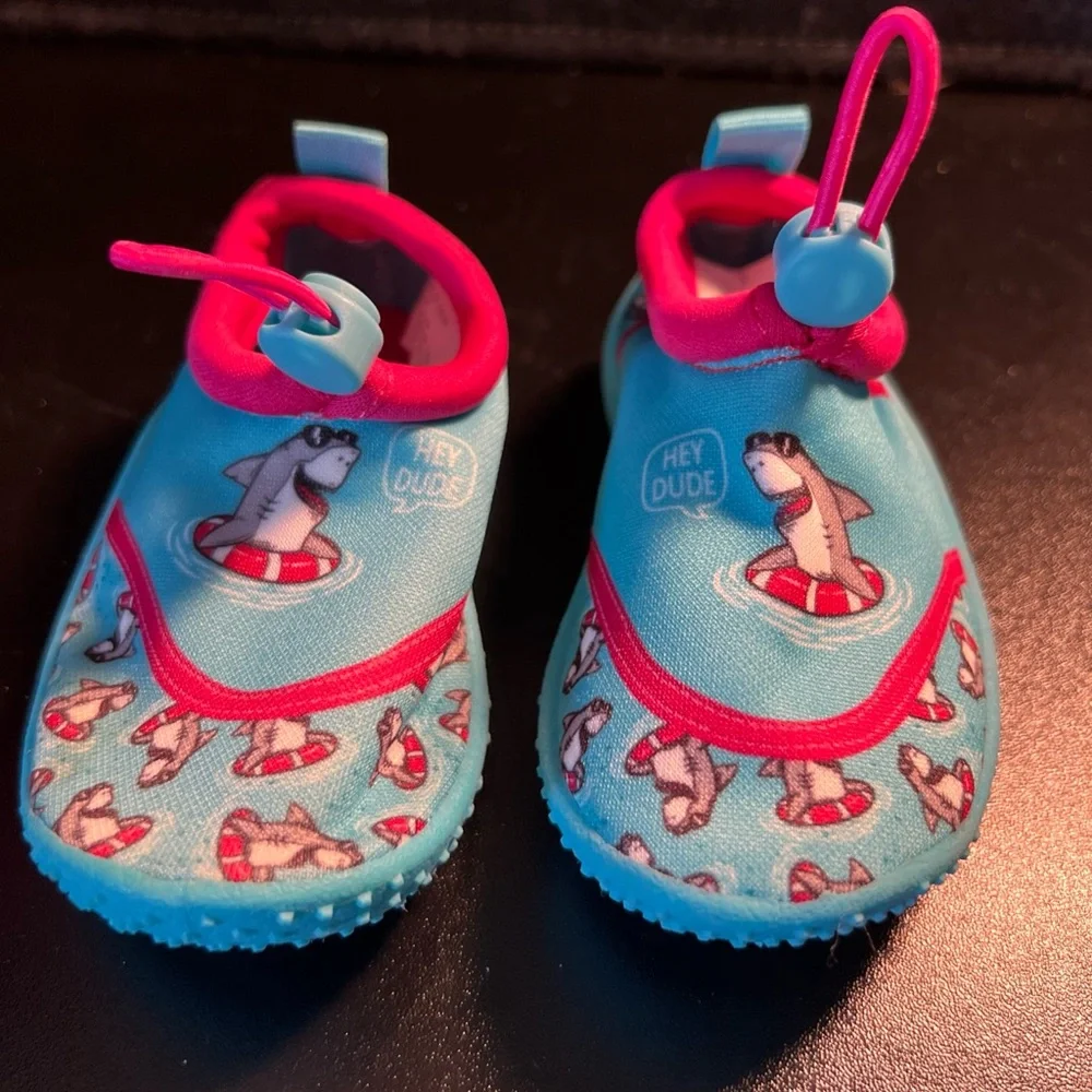 Girls Lily & Dan BOUTIQUE Beach Water Shoes Blue Pink Sz 5/6 Shark‎ Pool Splash